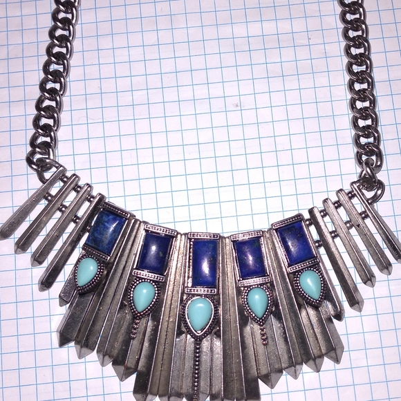 Fashion Statement Necklace - Picture 1 of 2